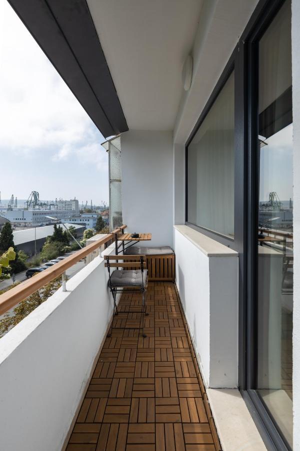 Topaz Beachfront Apartment Warna Exterior foto