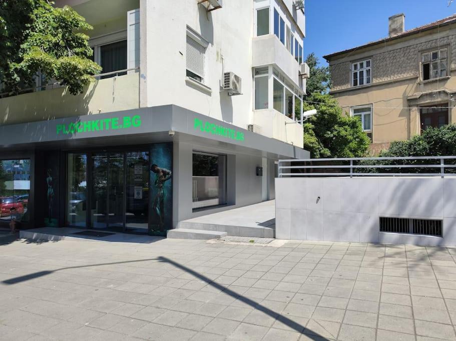 Topaz Beachfront Apartment Warna Exterior foto